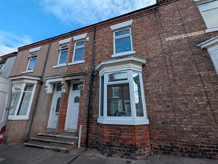 3 Bedroom Terraced House For Sale In Salisbury Terrace, Darlington, DL3