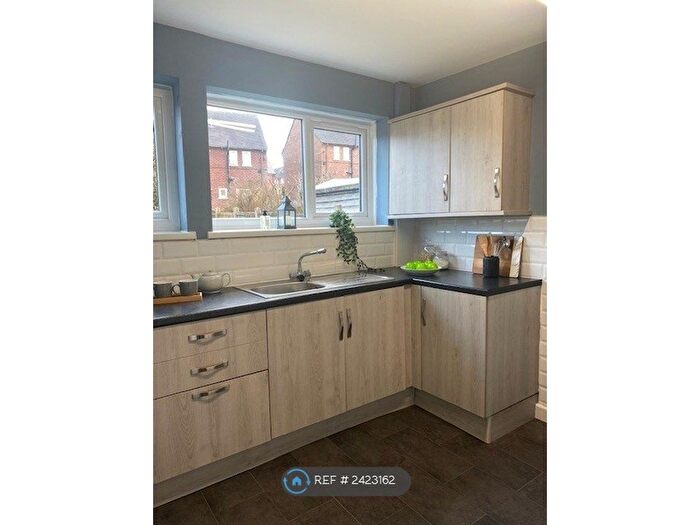 3 Bedroom Semi-Detached House To Rent In Cheviot Close, Newcastle-Under-Lyme, ST5
