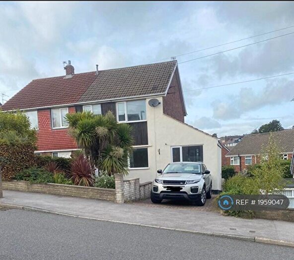3 Bedroom Semi-Detached House To Rent In Fellowsfield Way, Rotherham, S61