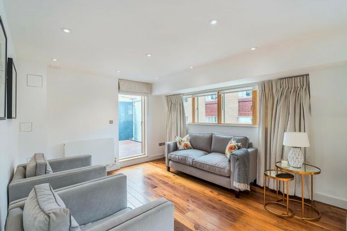 2 Bedroom Flat To Rent In Kinnerton Street, Belgravia, London, SW1X