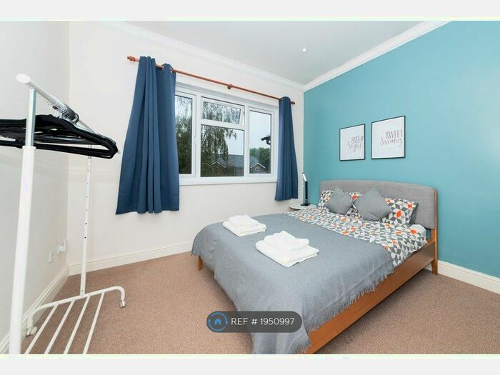 1 Bedroom Terraced House To Rent In London Road, Reading, RG1