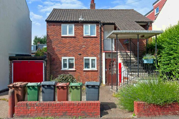 1 Bedroom Flat To Rent In Belgrave Road, Walthamstow, London, E17