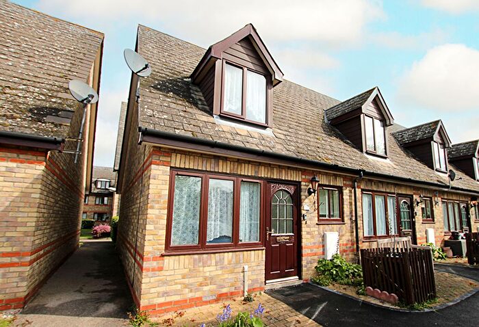 2 Bedroom End Of Terrace House To Rent In Ash Grove, Cambridge, CB25