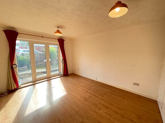 Studio To Rent In Fennycroft Road, Hemel Hempstead, HP1