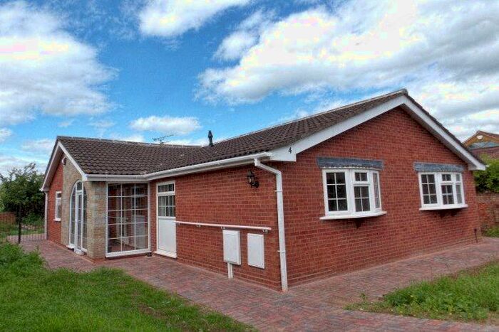 3 Bedroom Bungalow To Rent In Banks Paddock, Nottingham, NG13