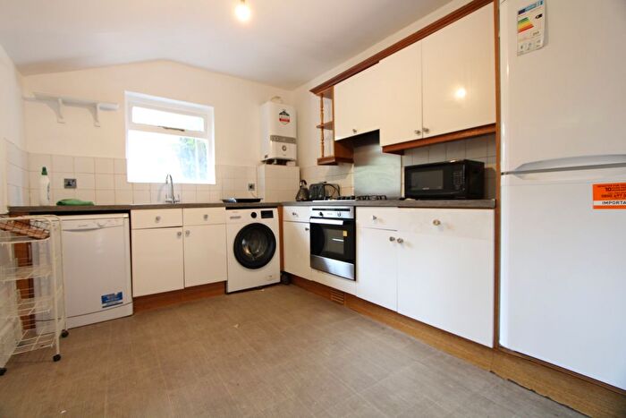 4 Bedroom Terraced House To Rent In Quicks Road, Wimbledon, SW19
