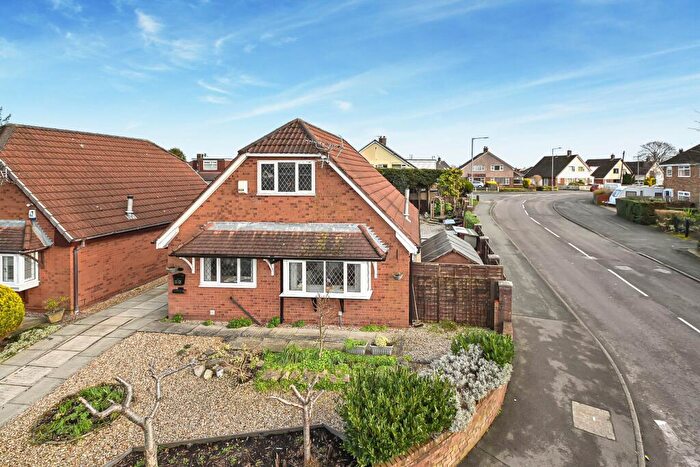 2 Bedroom Detached House For Sale In Southover, Westhoughton, Bolton, BL5