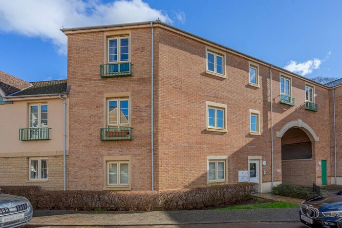 1 Bedroom Flat To Rent In Sir Bernard Lovell Road, Malmesbury, SN16