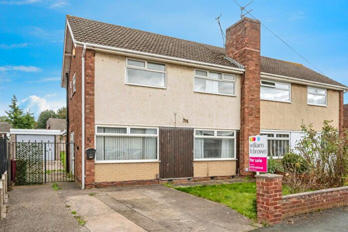 3 Bedroom Semi-Detached House For Sale In Dewsbury Avenue, Scunthorpe, DN15
