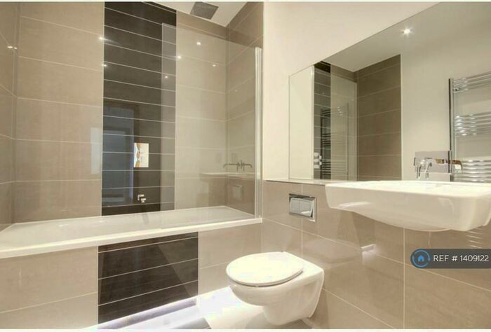 1 Bedroom Flat To Rent In River Heights, London, E15