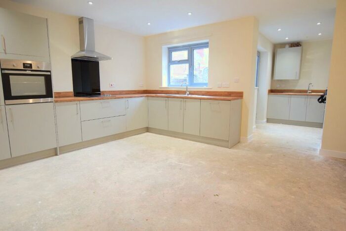 3 Bedroom Terraced House To Rent In Town Street, Barrow Upon Humber, DN19