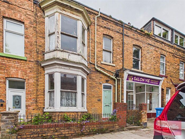 4 Bedroom Terraced House For Sale In Prospect Road, Scarborough, YO12