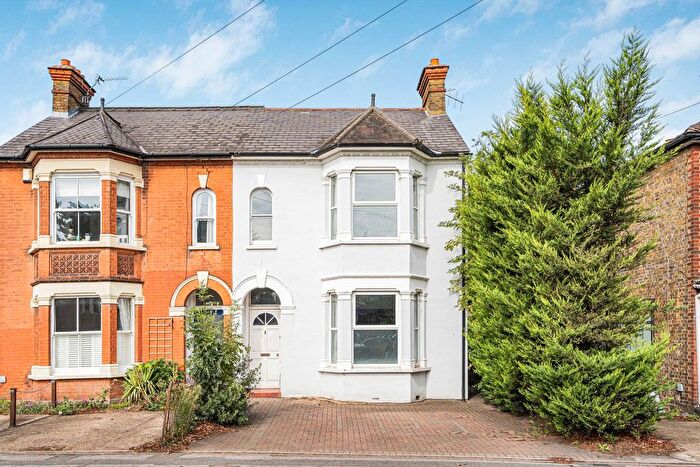 4 Bedroom Semi-Detached House For Sale In Staines Road East, Sunbury-On-Thames, Surrey, TW16