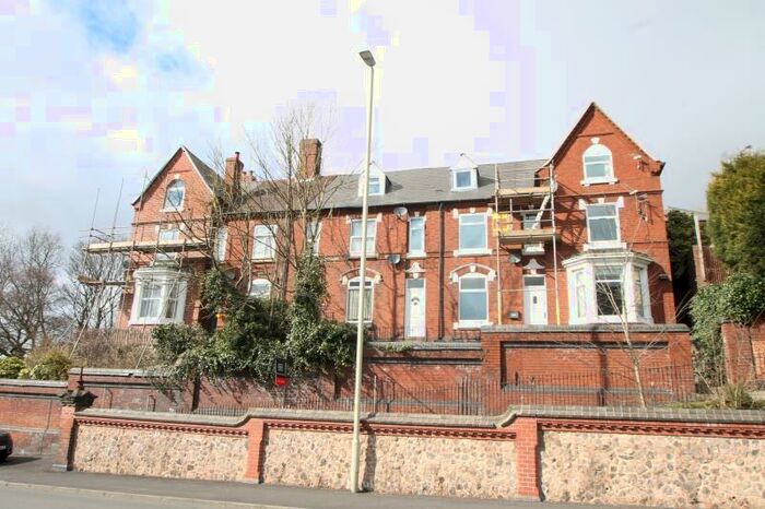 1 Bedroom Flat To Rent In Church Hill, Brierley Hill, West Midlands, DY5