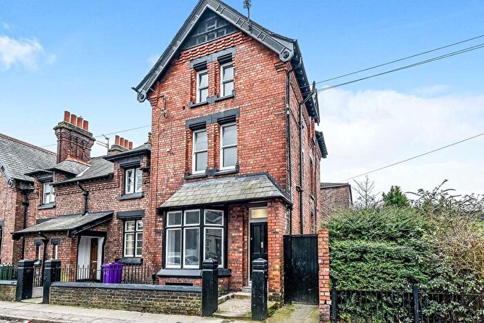 2 Bedroom Apartment To Rent In Crosby Green, Liverpool, Merseyside, L12