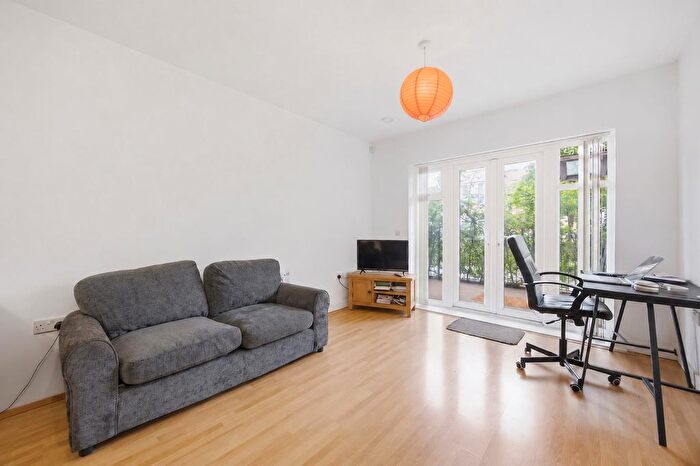 1 Bedroom Flat For Sale In Clovelly Court, Spring Promenade, UB7