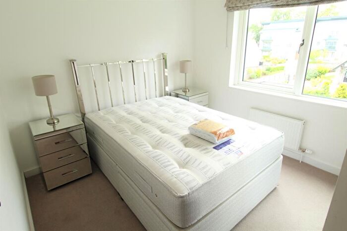 2 Bedroom Flat To Rent In Oakhill Grange, Third Floor, AB15