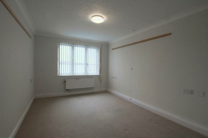 2 Bedroom Retirement Property For Sale In Forum Court, Lord Street, Southport, PR8
