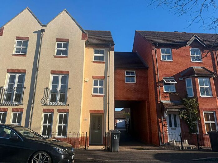 4 Bedroom Semi-Detached House To Rent In East Water Crescent, Hampton Vale, PE7