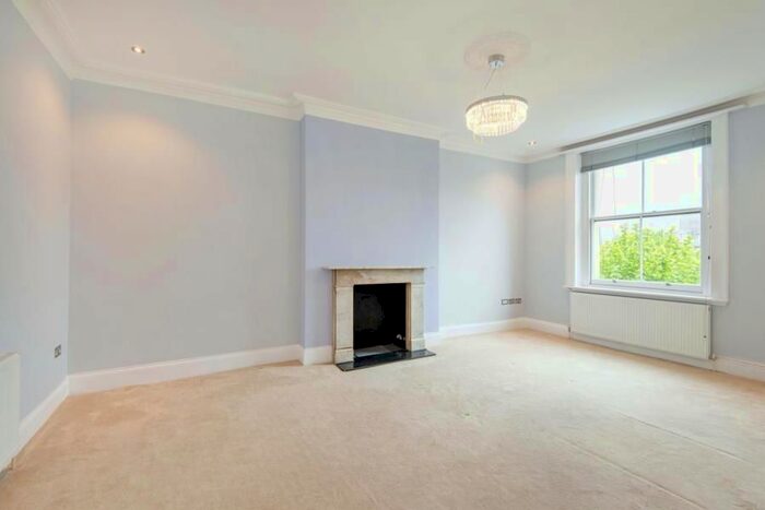 4 Bedroom Flat To Rent In Warrington Crescent, Maida Vale, W9