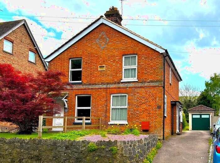 2 Bedroom Semi-Detached House For Sale In Main Road, Sundridge, Sevenoaks, TN14