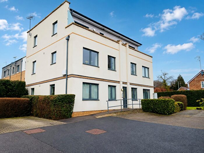 1 Bedroom Apartment For Sale In Griffiths Avenue, Cheltenham, GL51