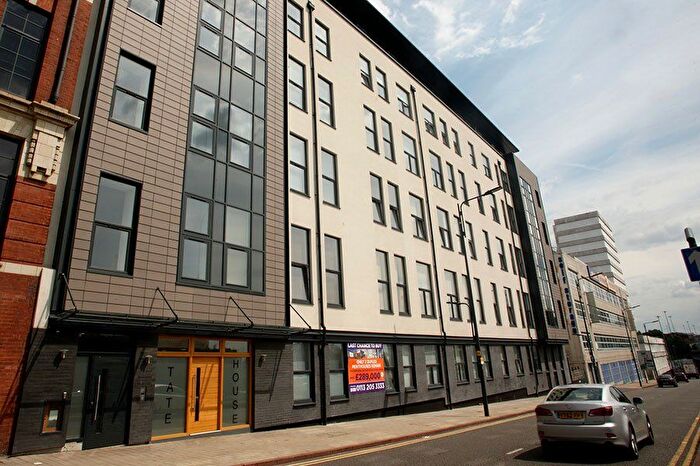 1 Bedroom Flat To Rent In New York Road, Leeds, West Yorkshire, LS2