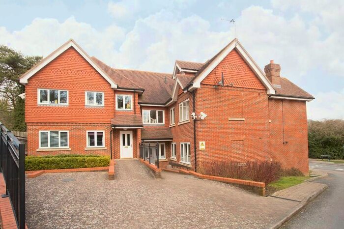 2 Bedroom Flat To Rent In Westwood Mews, Station Road, Heathfield, East Sussex, TN21