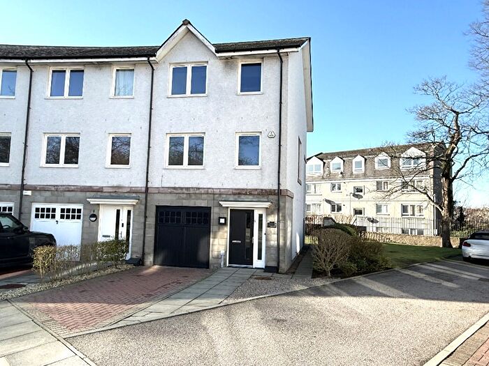 4 Bedroom Terraced House To Rent In Fonthill Road, City Centre, Aberdeen, AB11