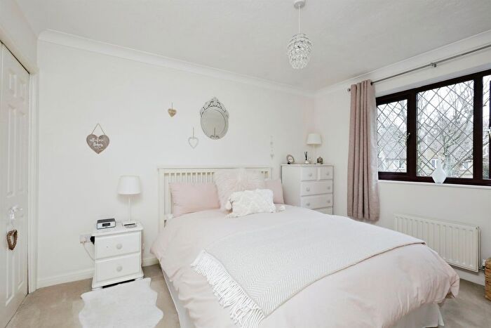 4 Bedroom Detached House For Sale In Bay Tree Close, Heathfield, TN21