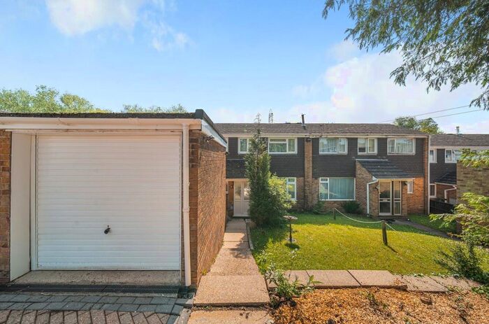 3 Bedroom Semi-Detached House To Rent In Solent Close, Chandler's Ford, Eastleigh, SO53