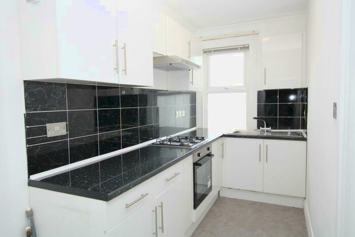 2 Bedroom Flat To Rent In Oldfield Road, Willesden, NW10