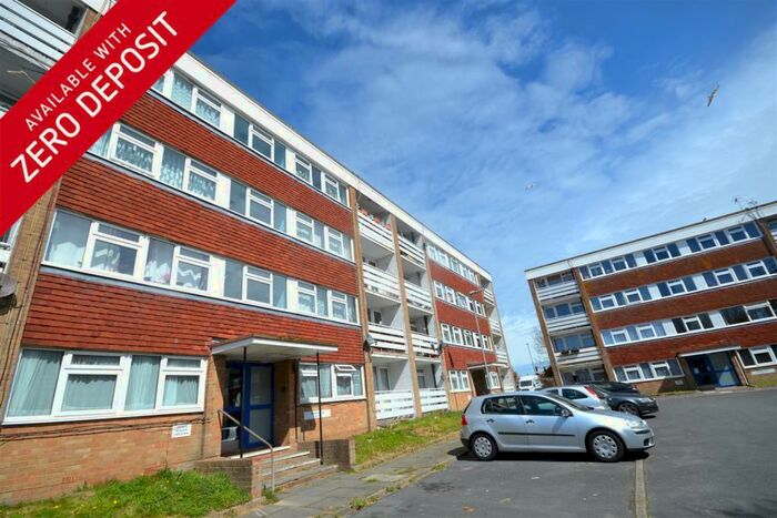 1 Bedroom Flat To Rent In Biddenden Close, Eastbourne, BN23