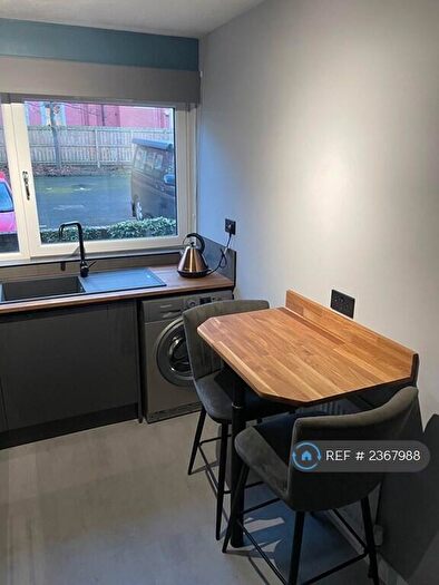 1 Bedroom Flat To Rent In West Winnelstrae, Edinburgh, EH5