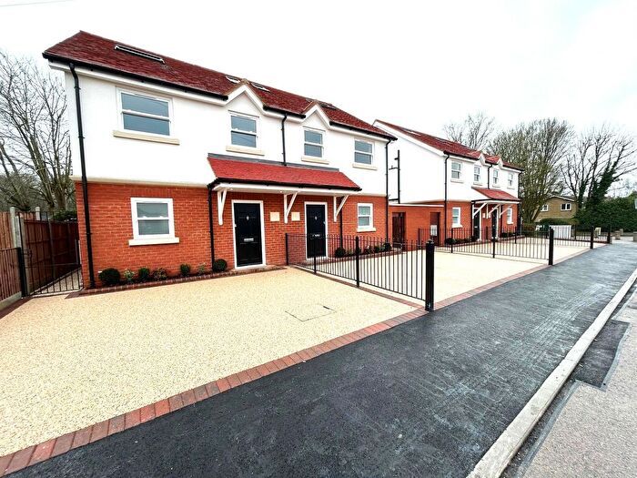 3 Bedroom Semi-detached House For Sale In Brickfield Road, Coopersale, Epping, CM16