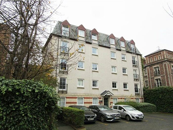 2 Bedroom Flat To Rent In Grove Street, Edinburgh, EH3