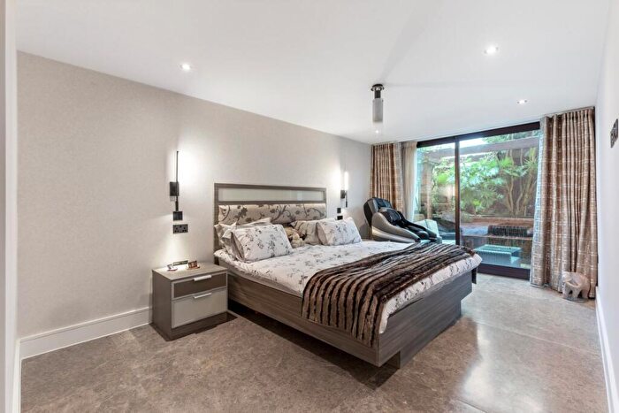 3 Bedroom Flat For Sale In Chasewood Park, Sudbury Hill, Harrow, HA1