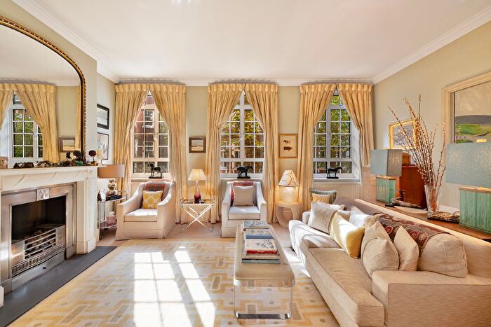 5 Bedroom Property For Sale In Sloane Court East, Chelsea, London, SW3