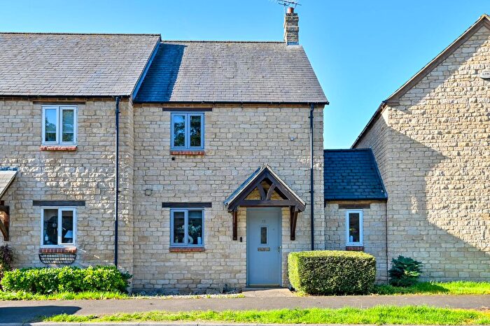 2 Bedroom Property For Sale In Norlinton Close, Orlingbury, Kettering, NN14