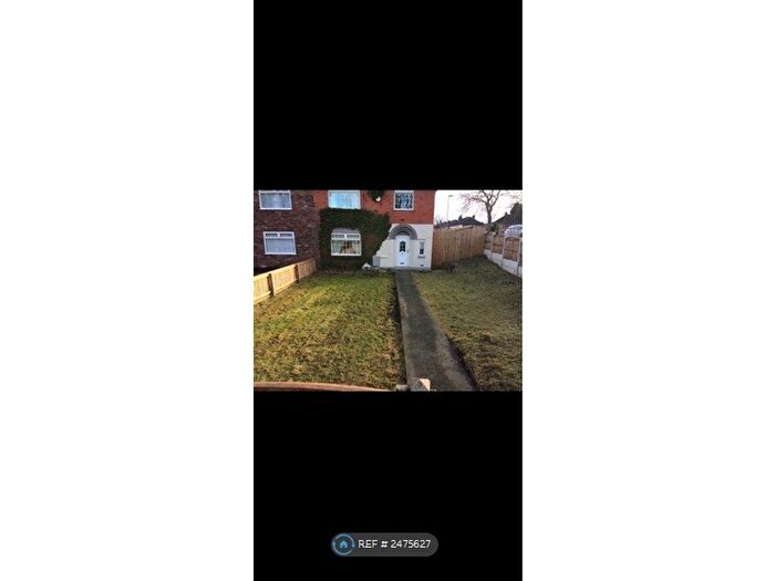 3 Bedroom Semi-Detached House To Rent In Muirhead Avenue, Liverpool, L13