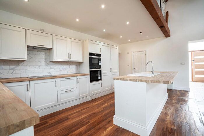 5 Bedroom Maisonette To Rent In Rookery Park, Beccles Road, Carlton Colville, Lowestoft, Suffolk, NR33