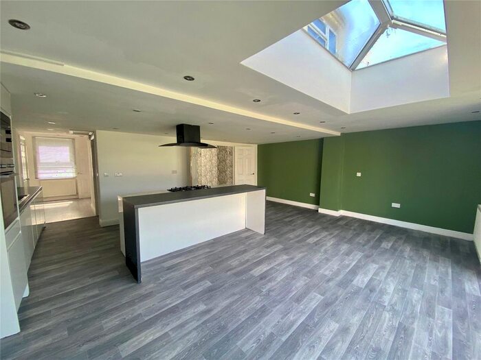 4 Bedroom Detached House For Sale In Hatherton Street, Cheslyn Hay, Walsall, Staffordshire, WS6