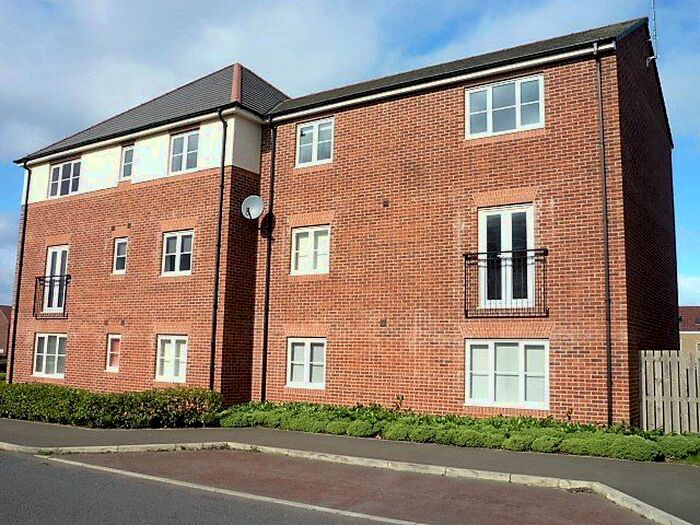 2 Bedroom Flat To Rent In Dukesfield, Shiremoor, Newcastle Upon Tyne, NE27