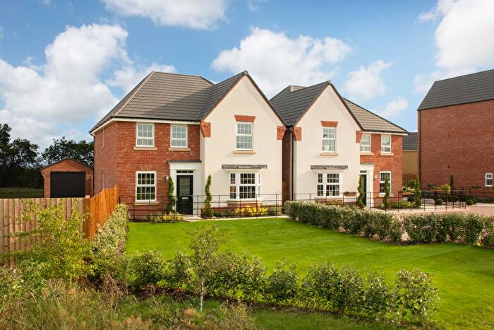 4 Bedroom Detached House For Sale In Hampton Beach Waterhouse Way Hampton Centre Peterborough, PE7