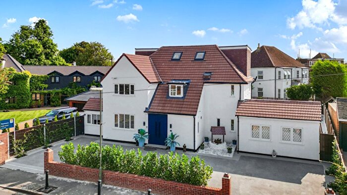 5 Bedroom Detached House For Sale In Stanwell, Surrey, TW19