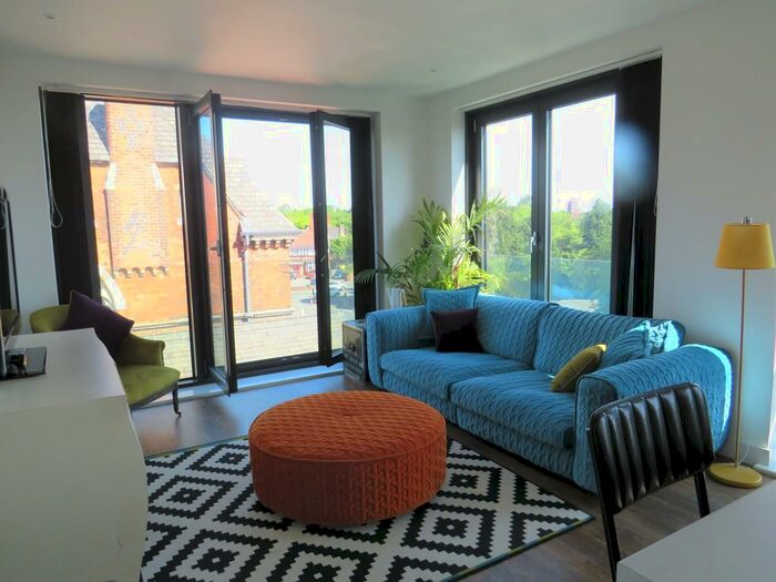 2 Bedroom Apartment To Rent In King Edwards Square, Sutton Coldfield, B73