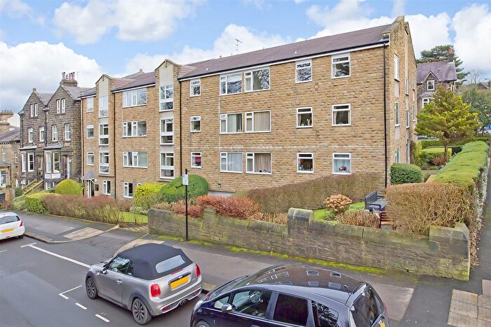 1 Bedroom Flat For Sale In Guardian Court, Wells Promenade, Ilkley, LS29