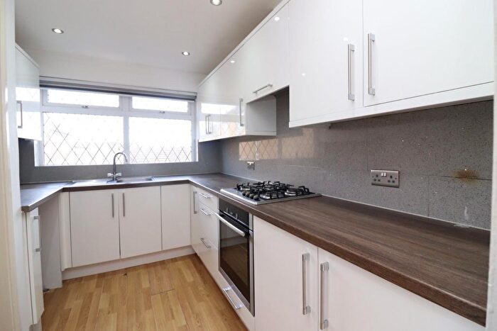 3 Bedroom Town House To Rent In Parklands Way, Blackburn, BB2