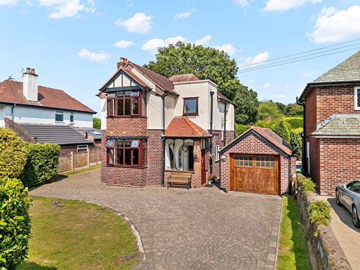 4 Bedroom Detached House For Sale In London Road, Appleton, WA4