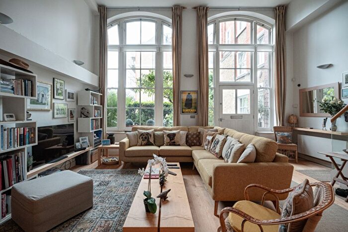 1 Bedroom Flat For Sale In Victorian Heights, Battersea, SW8